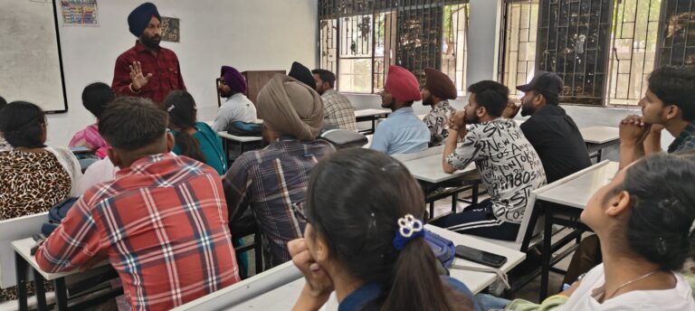 राजकीय पॉलिटेक्निक कॉलेज में मतदाता जागरूकता सेमिनार आयोजित किया गया