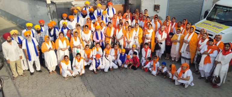 गुरुद्वारा श्री हरि जी सहाय से संगत गुरुधामों की यात्रा के लिए रवाना हुई