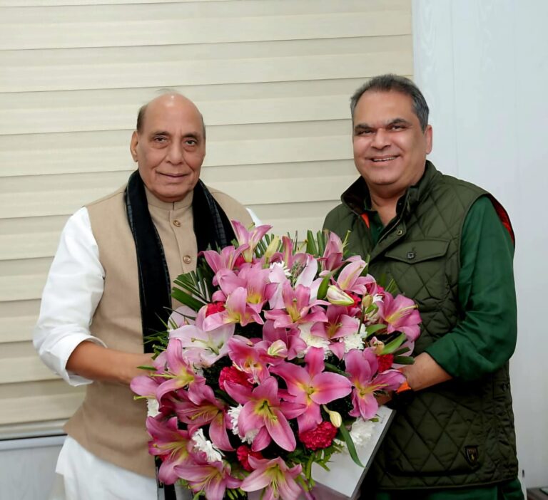 सांसद अरोड़ा ने रक्षा मंत्री राजनाथ सिंह से की मुलाकात; मंत्री ने वायुसेना की ओर से हलवारा हवाई अड्डे पर काम में तेजी लाने का दिया आश्वासन