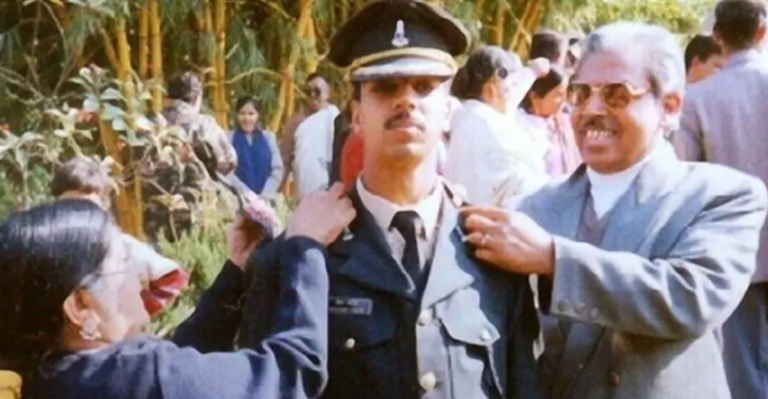सौरभ कालिया: कारगिल युद्ध के ‘गुमनाम हीरो’ के पिता 26 साल बाद आज तक किस बात की लड़ाई लड़ रहे हैं
