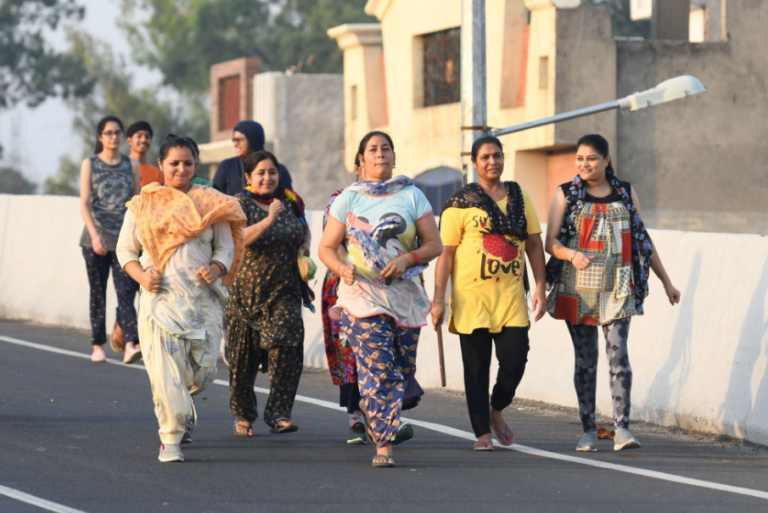 रोजाना वॉकिंग से भी मिल सकता है बड़ा फायदा, फिट रहने के लिए जरूरी नहीं महंगी जिम