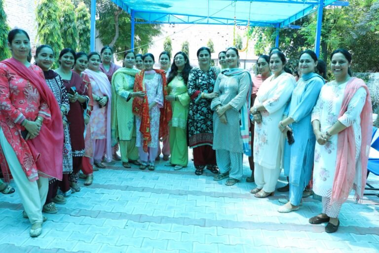 डीएवी कॉलेज बठिंडा में हर्षोल्लास से मनाया गया तीज उत्सव